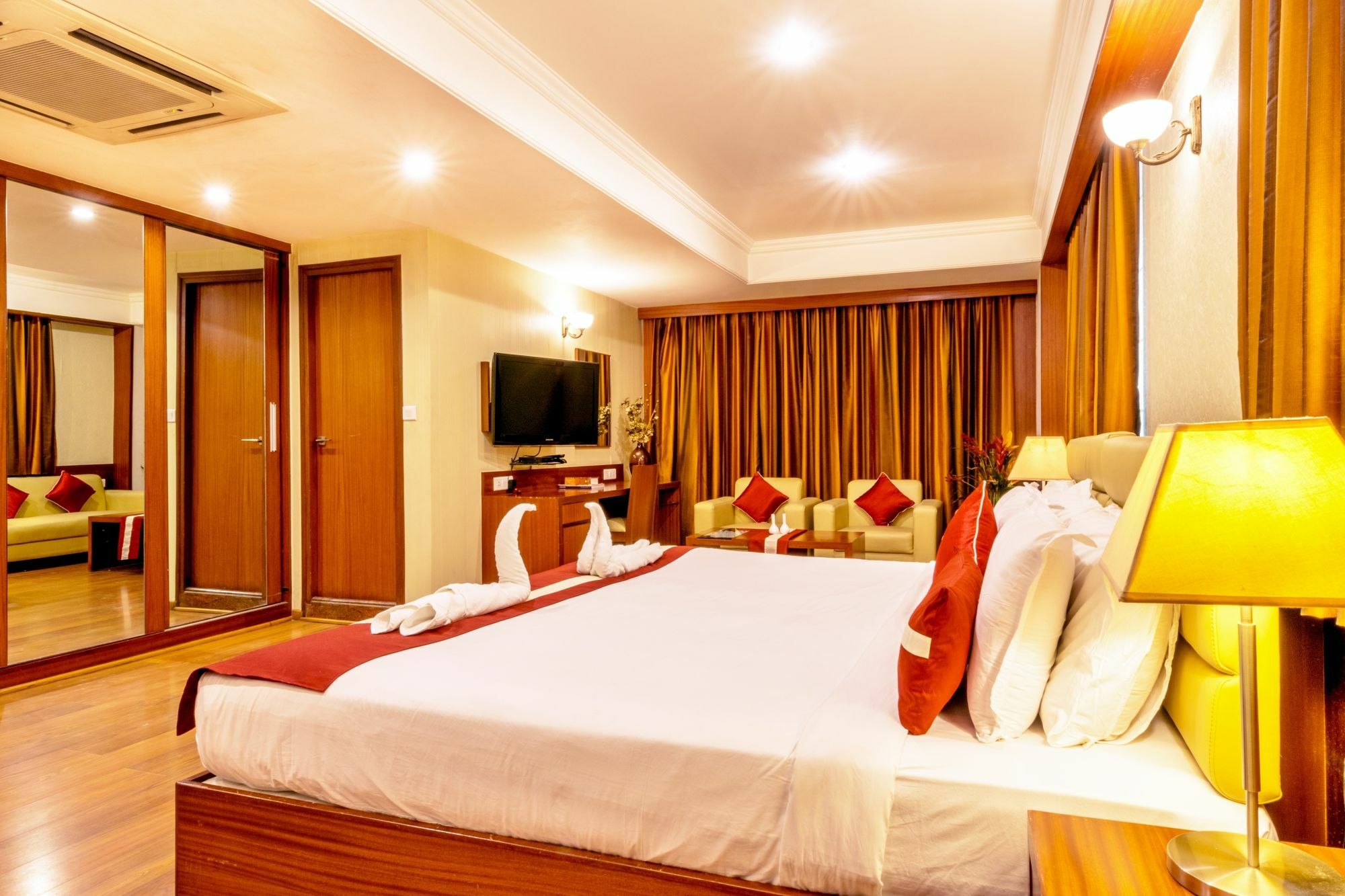 فندق بنغالورفي  أوكتفاف سويتس ريزدنسي رود المظهر الخارجي الصورة
